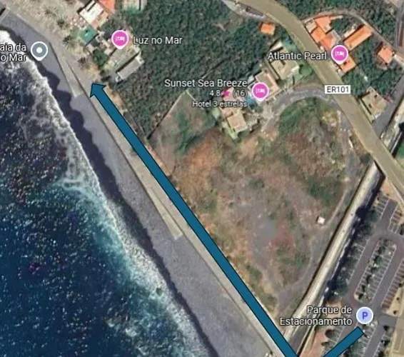 Luz No Mar - *